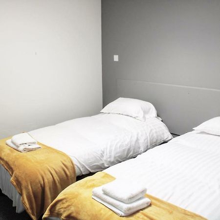 Red Lion Hotel Tredegar Экстерьер фото