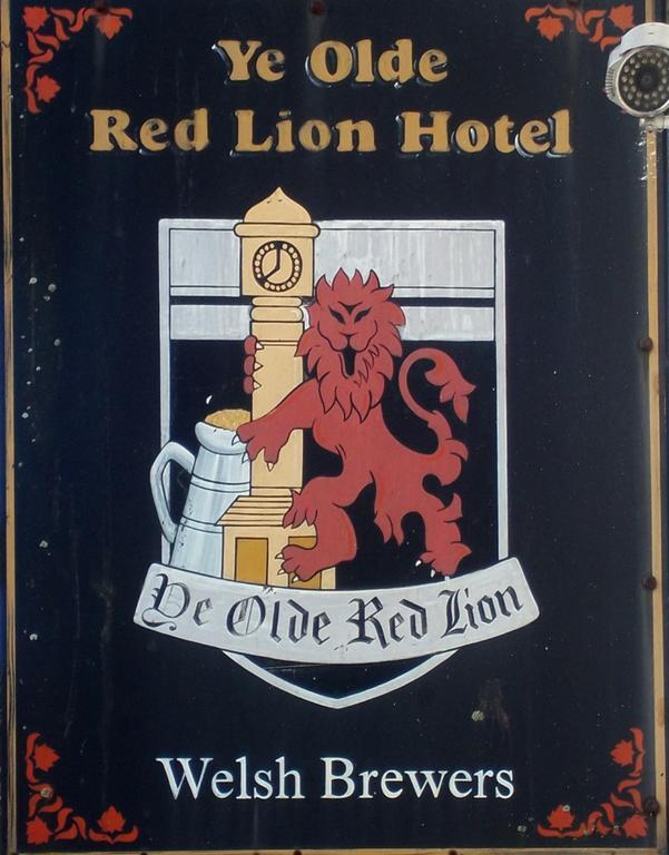 Red Lion Hotel Tredegar Экстерьер фото