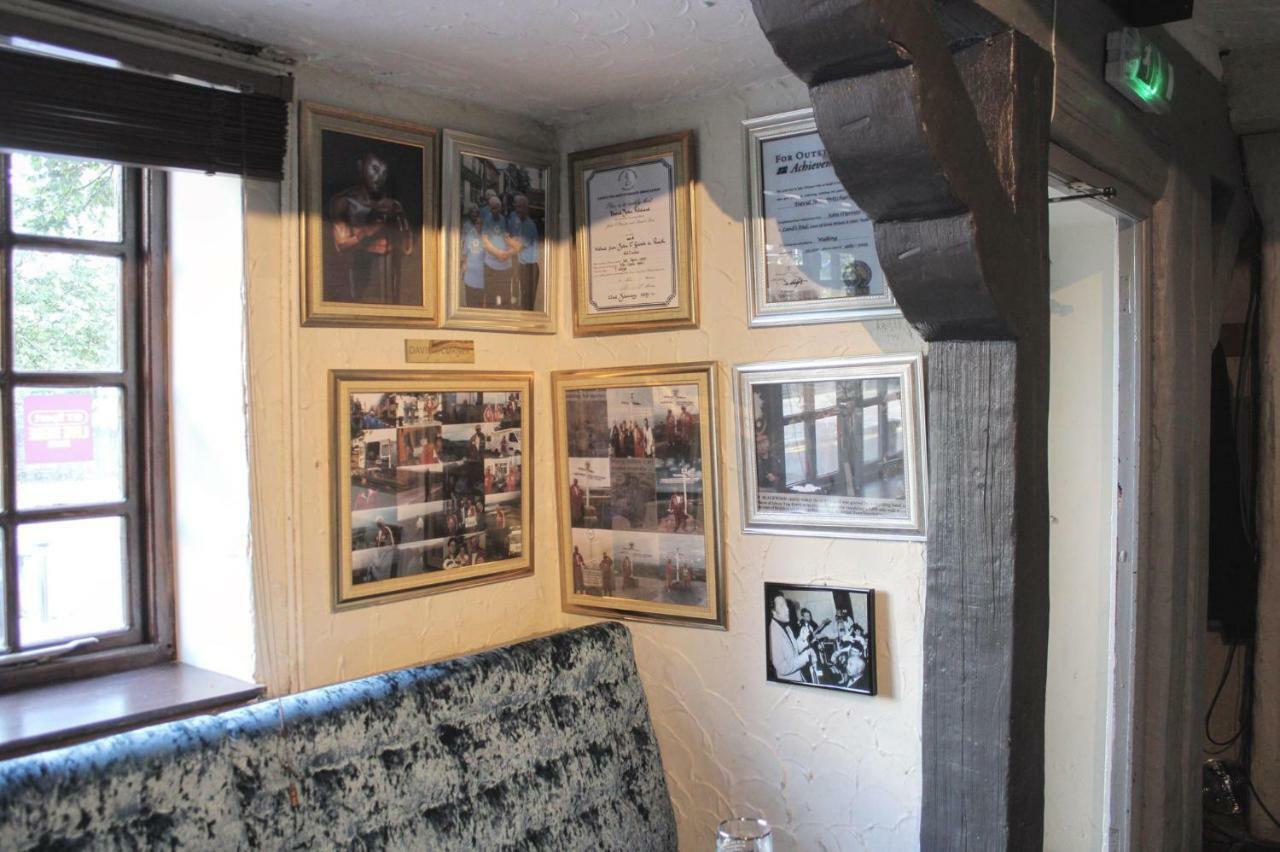 Red Lion Hotel Tredegar Экстерьер фото