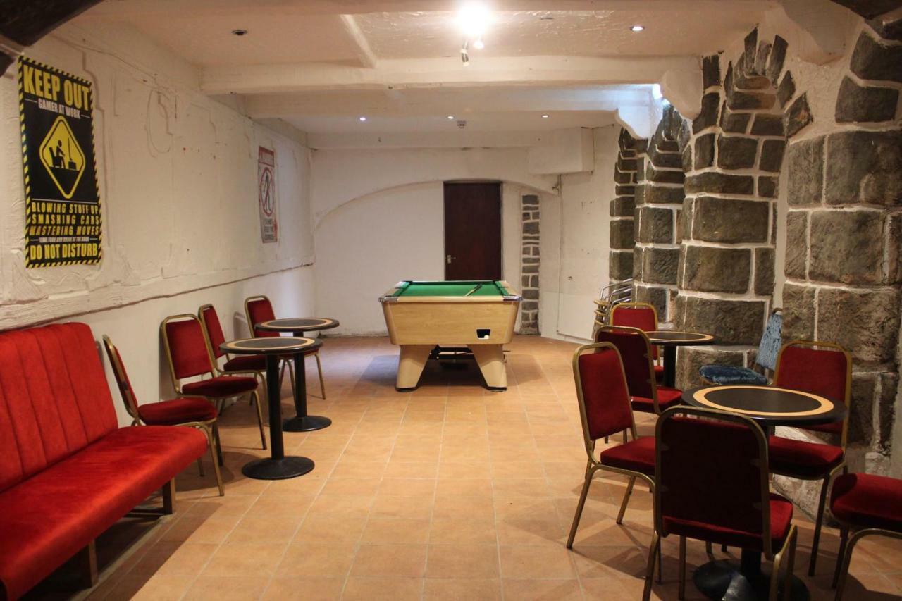 Red Lion Hotel Tredegar Экстерьер фото